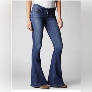 True Religion CHARLIE HIGH RISE VINTAGE FLARE JEAN, 28